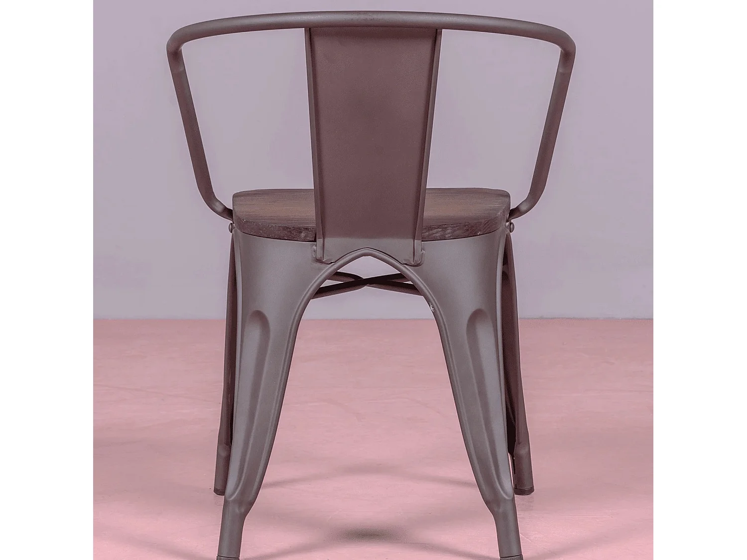 Chaise industrielle vieillie avec accoudoirs et assise en bois - Bistro - Antique