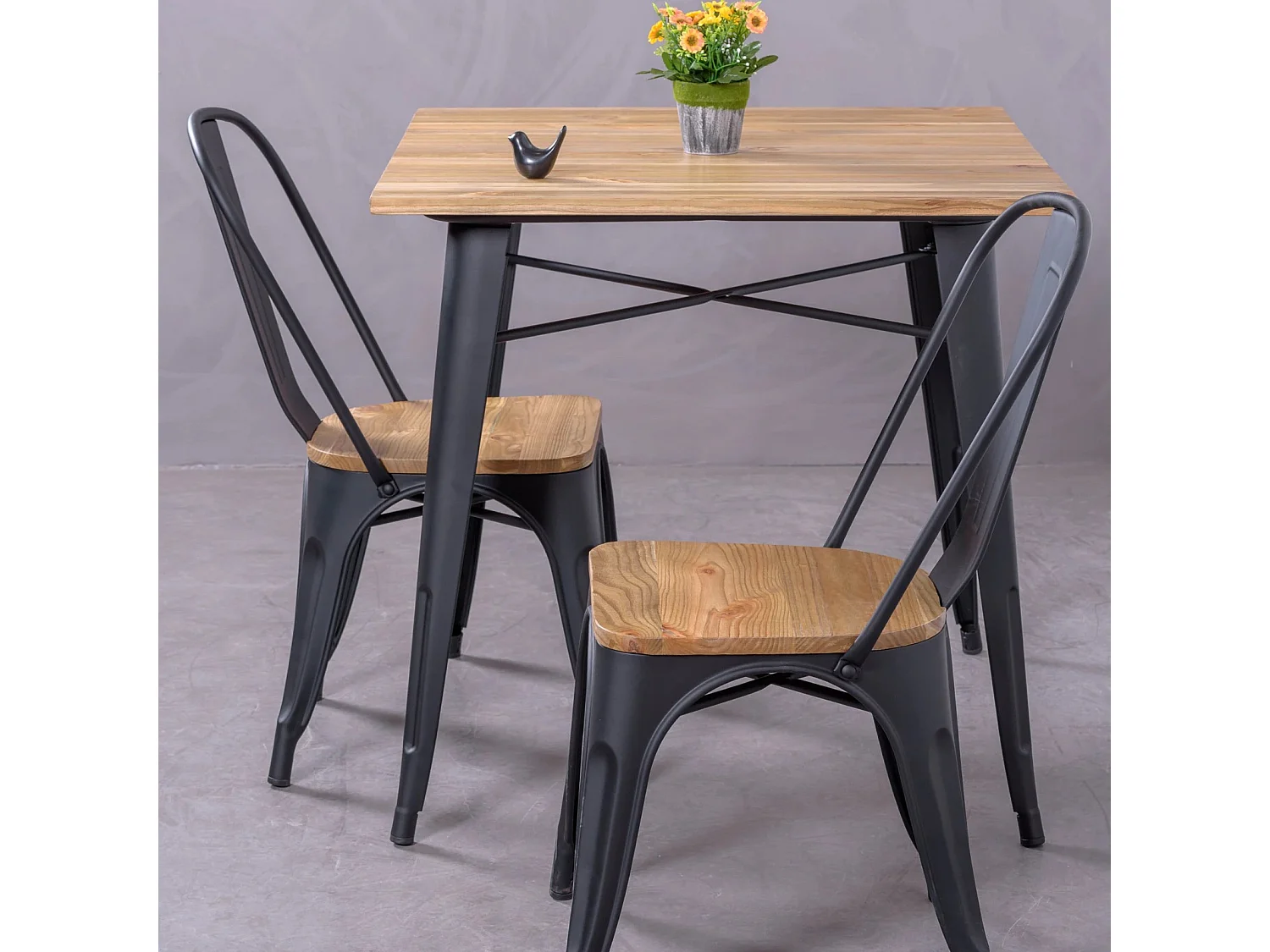 Chaise en métal avec assise en bois d'orme - Bistro - Noir