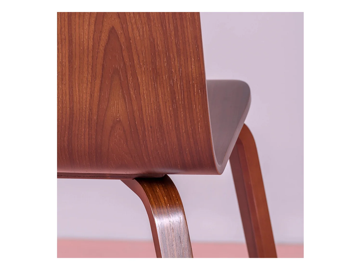 Chaise design scandinave en bois de noyer - Hut - Noyer