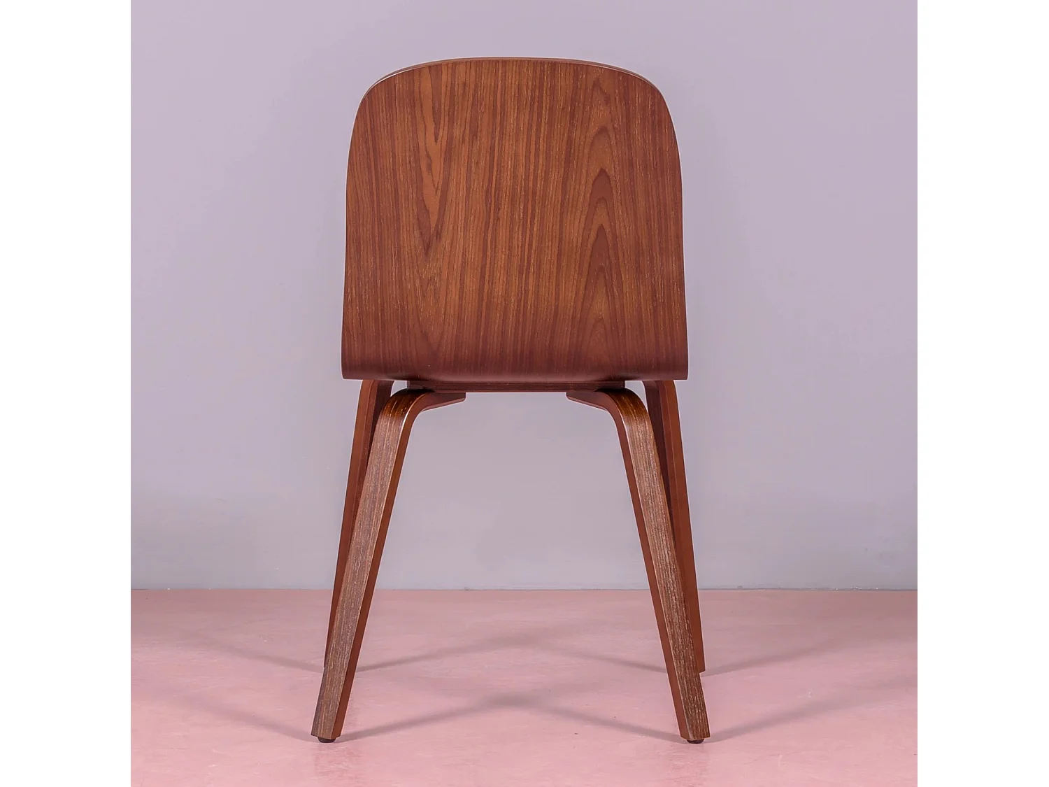 Chaise design scandinave en bois de noyer - Hut - Noyer