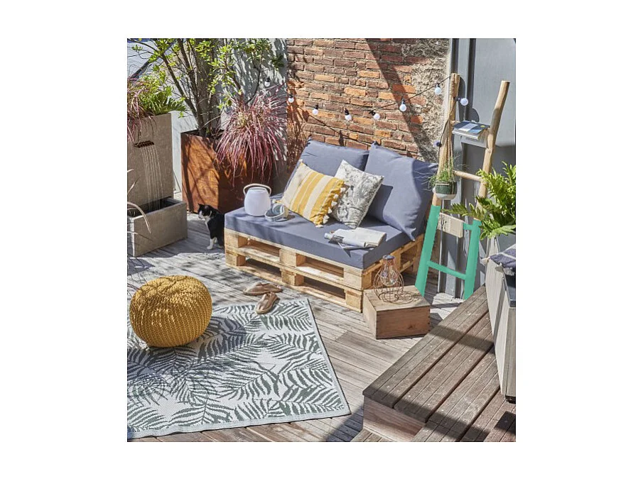 Echelle décorative en bois exotique blanchi et vert d'eau - SCALA