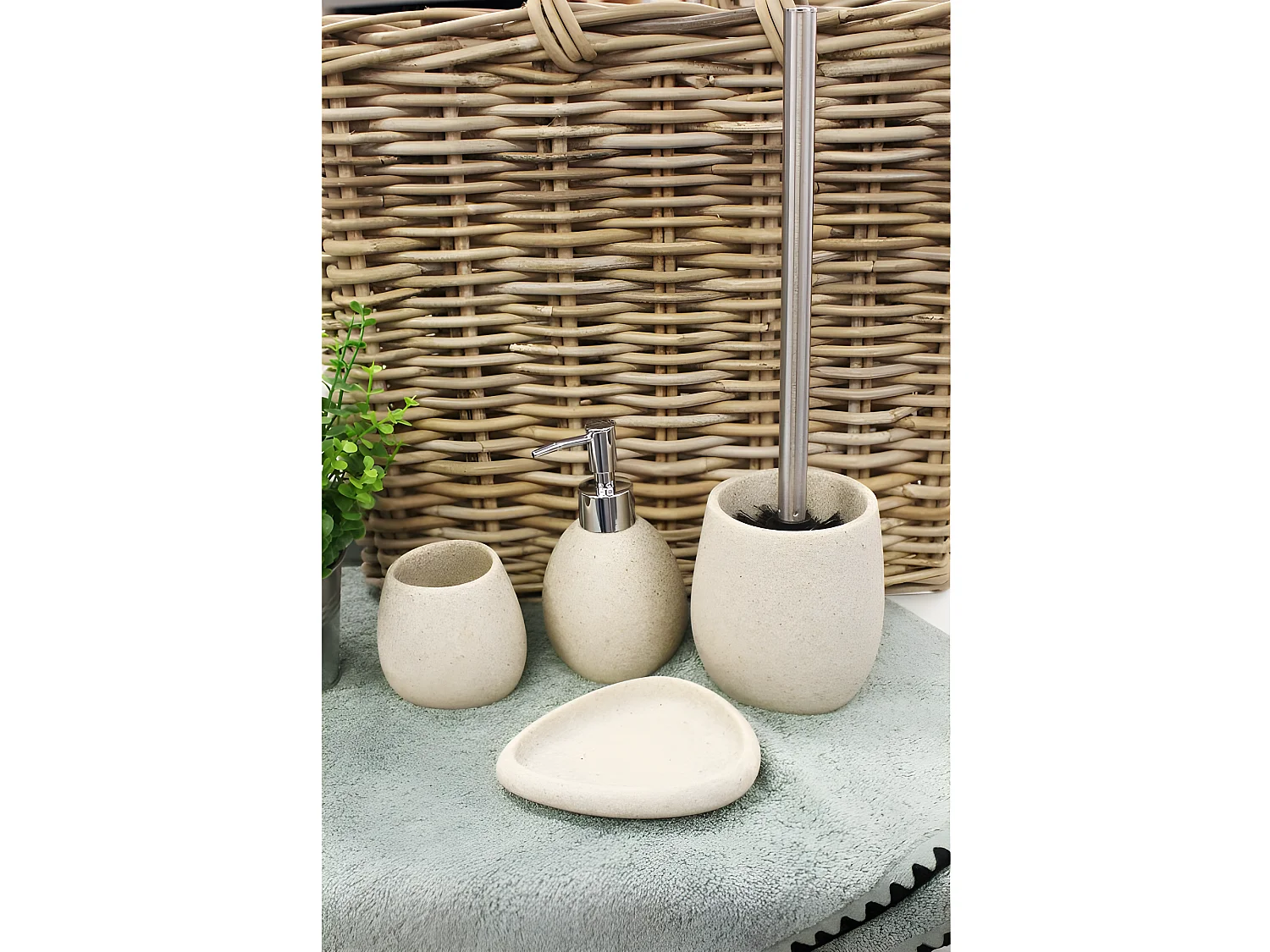 Brosse de toilette aspect galet beige et tige en métal - ELOA