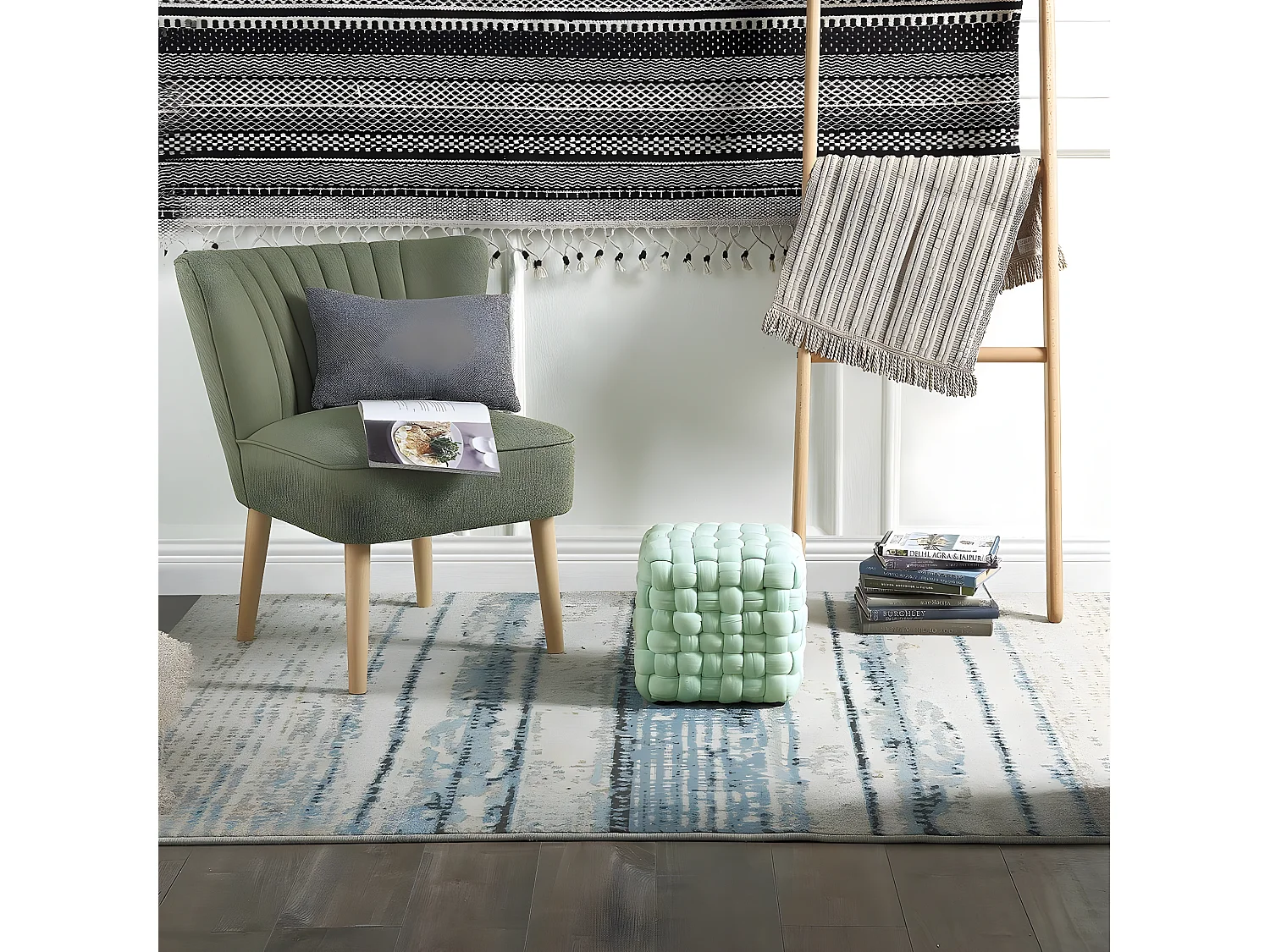 TRENZA - Pouf Carré en Tissu Doux Tressé Vert clair