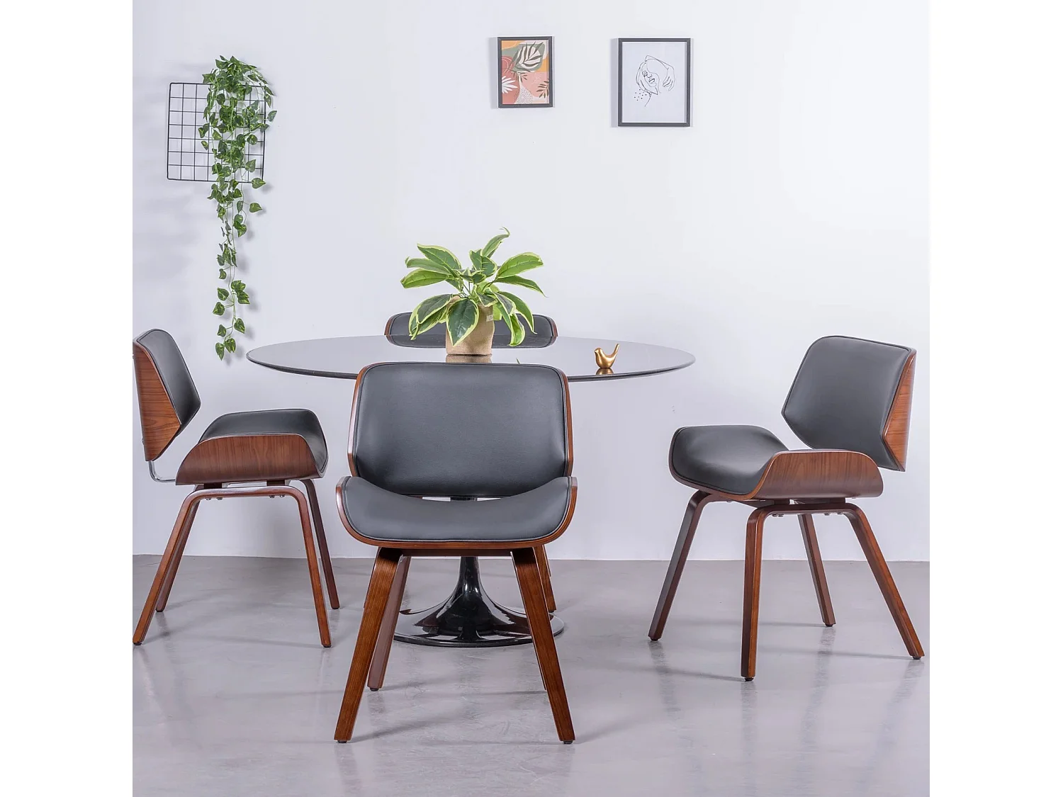 Holzstuhl aus dunklem Ahorn mit Kunstlederkissen - Nordic - Schwarz