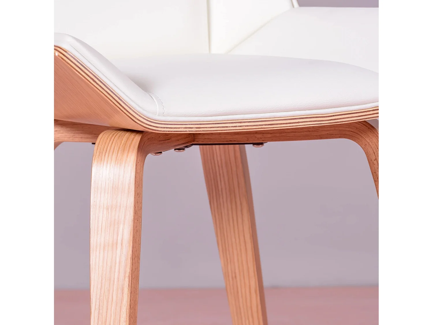 Chaise en bois clair d'érable avec coussin en similicuir - Nordic S - Blanc