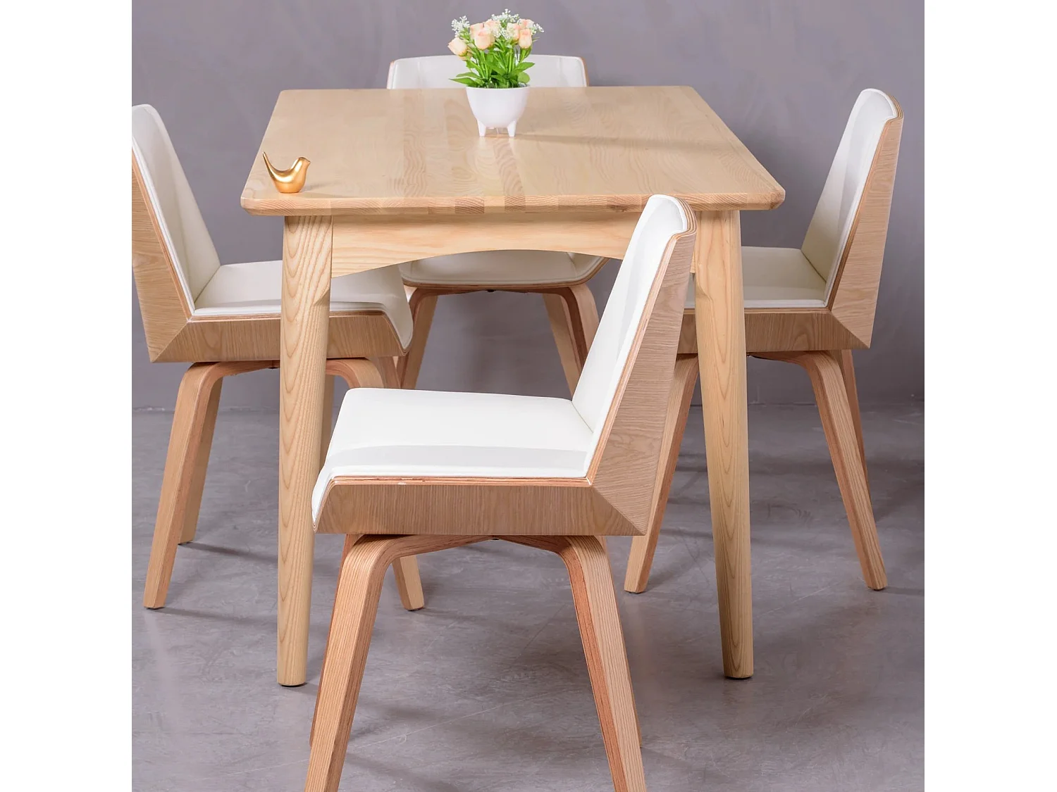 Chaise en bois clair d'érable avec coussin en similicuir - Nordic S - Blanc