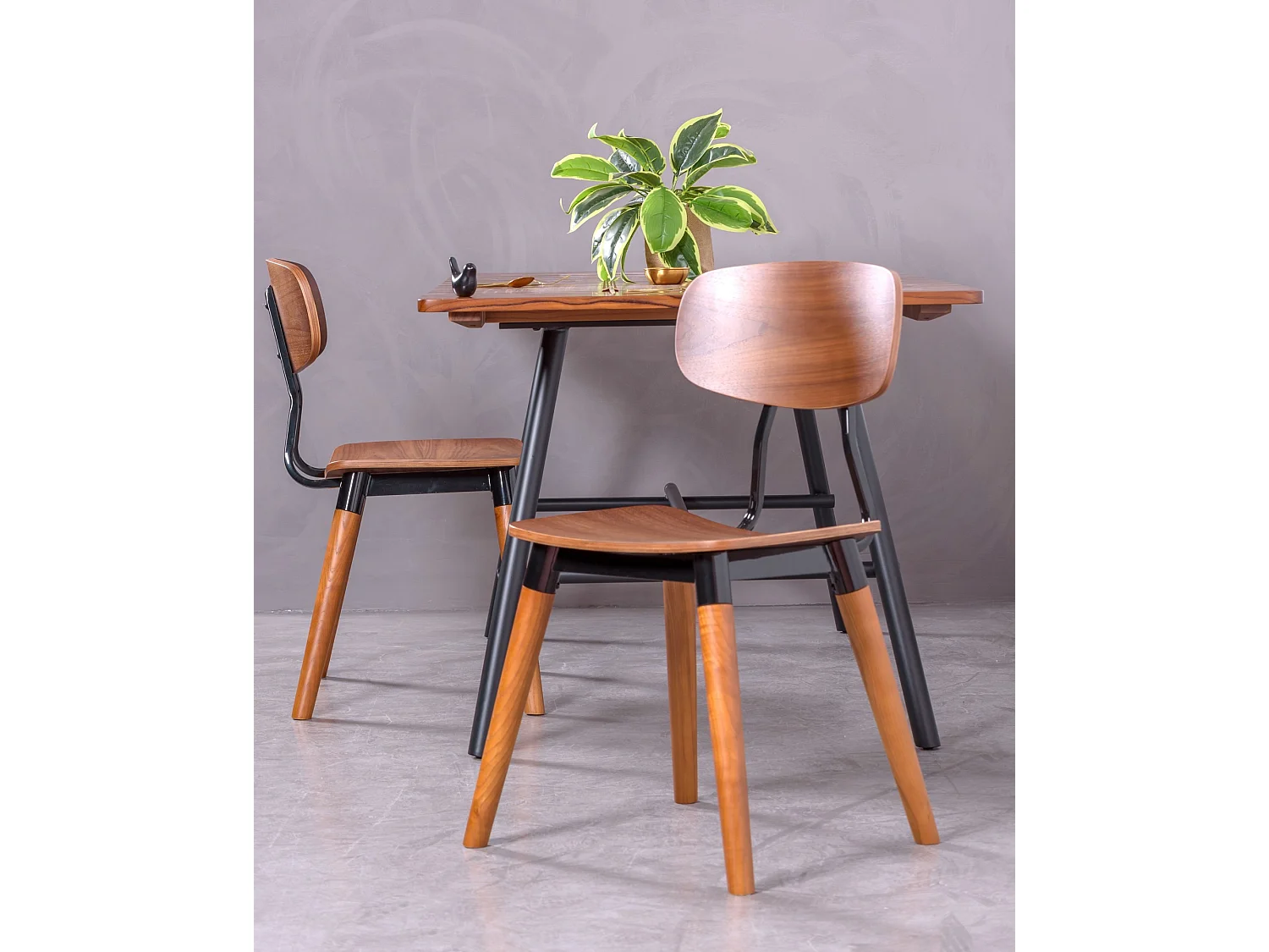 Silla industrial en madera de nogal - Copine - Nogal