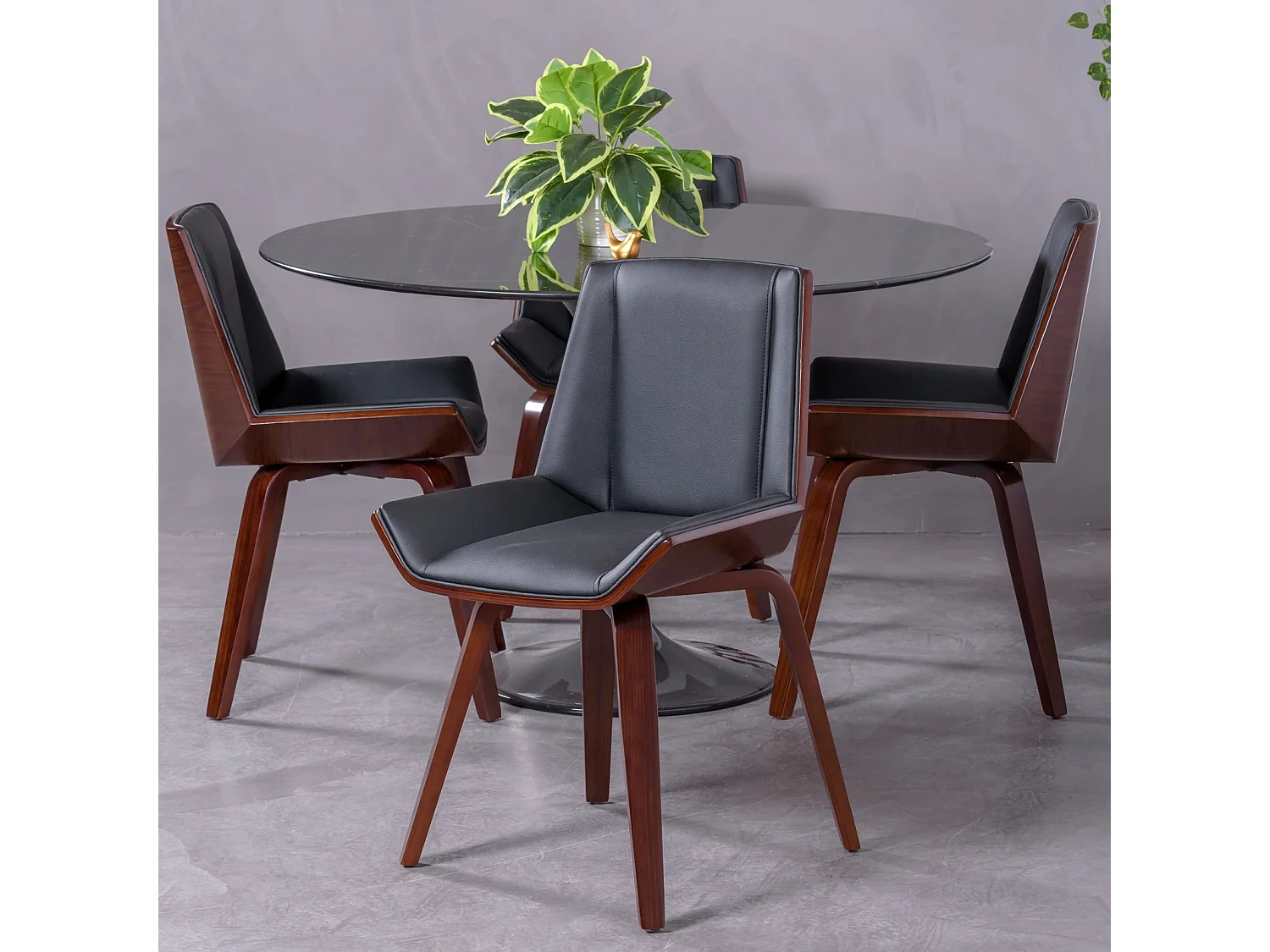 Chaise en bois de noyer foncé avec coussin en similicuir - Nordic S - Noir