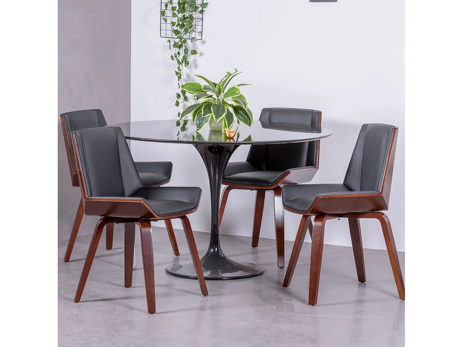 Donker notenhouten stoel met kunstleren kussen - Nordic S - Zwart