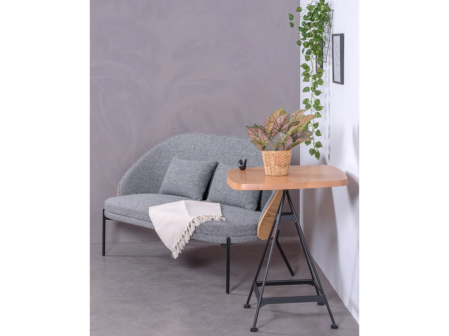 Industriële hoge tafel in beukenhout en gelakt staal (60x60cm) - Amadeus - Natuurlijke beuk