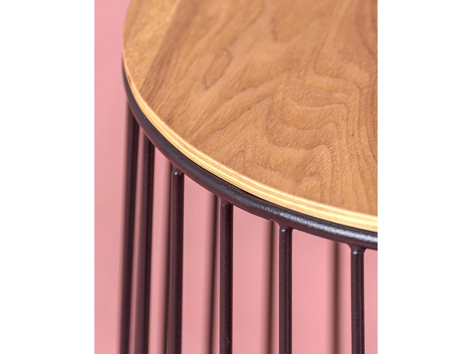 Tavolino in legno di frassino e acciaio laccato - Zurigo - Nero