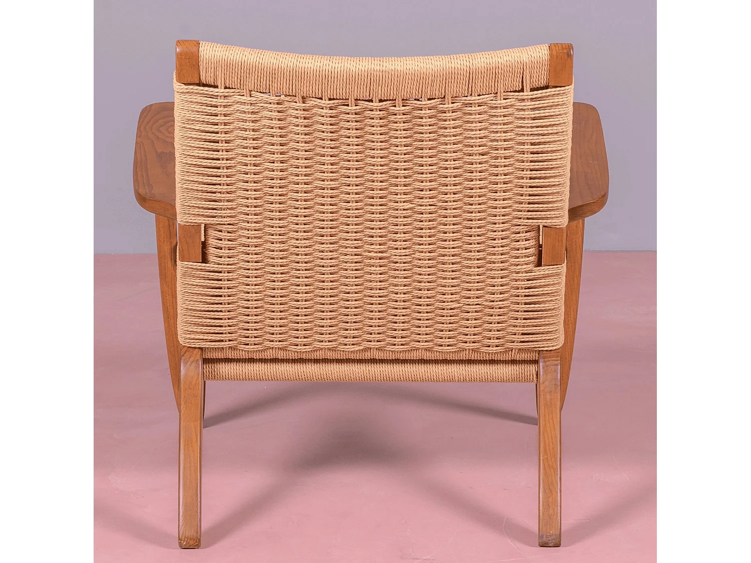 Fauteuil Nordic avec accoudoirs en bois de noyer - Liam - Noyer