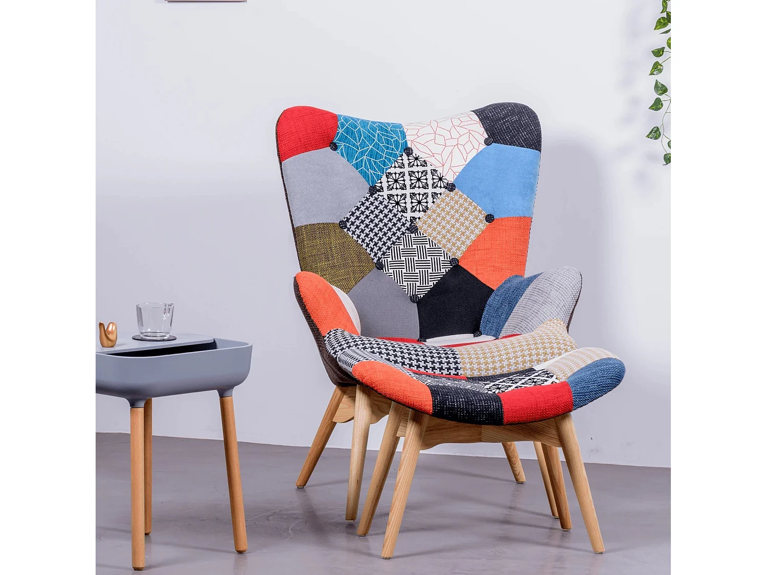 Fauteuil classique avec repose-pieds recouvert de patchwork - Featherston - Patchwork