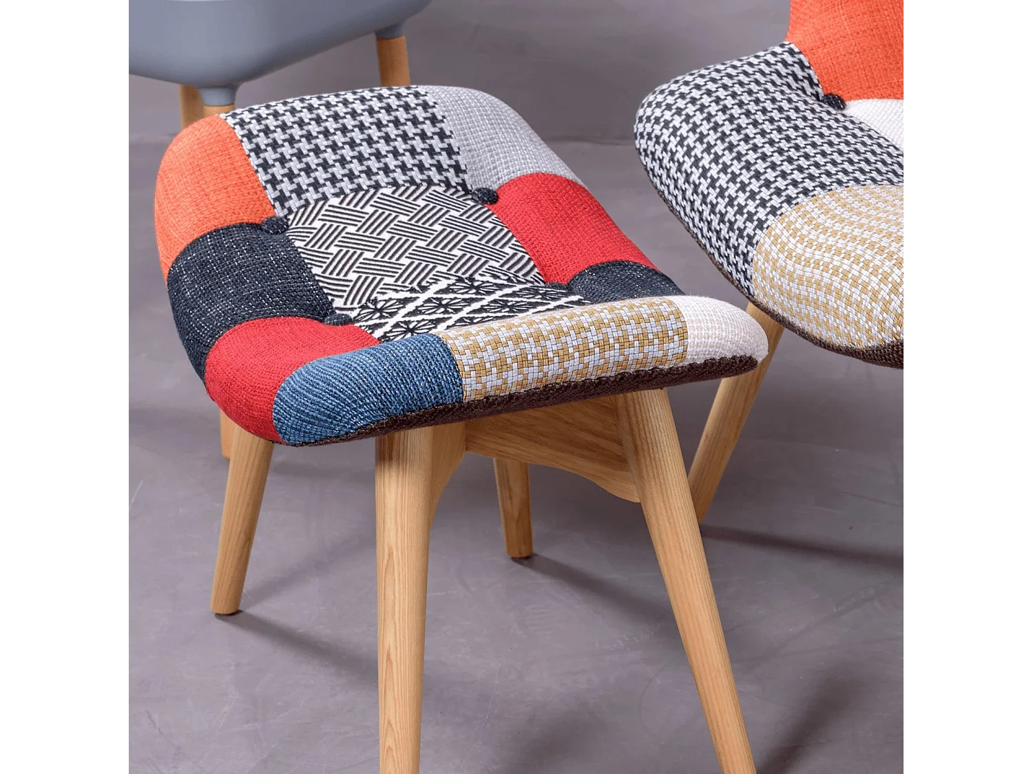 Fauteuil classique avec repose-pieds recouvert de patchwork - Featherston - Patchwork