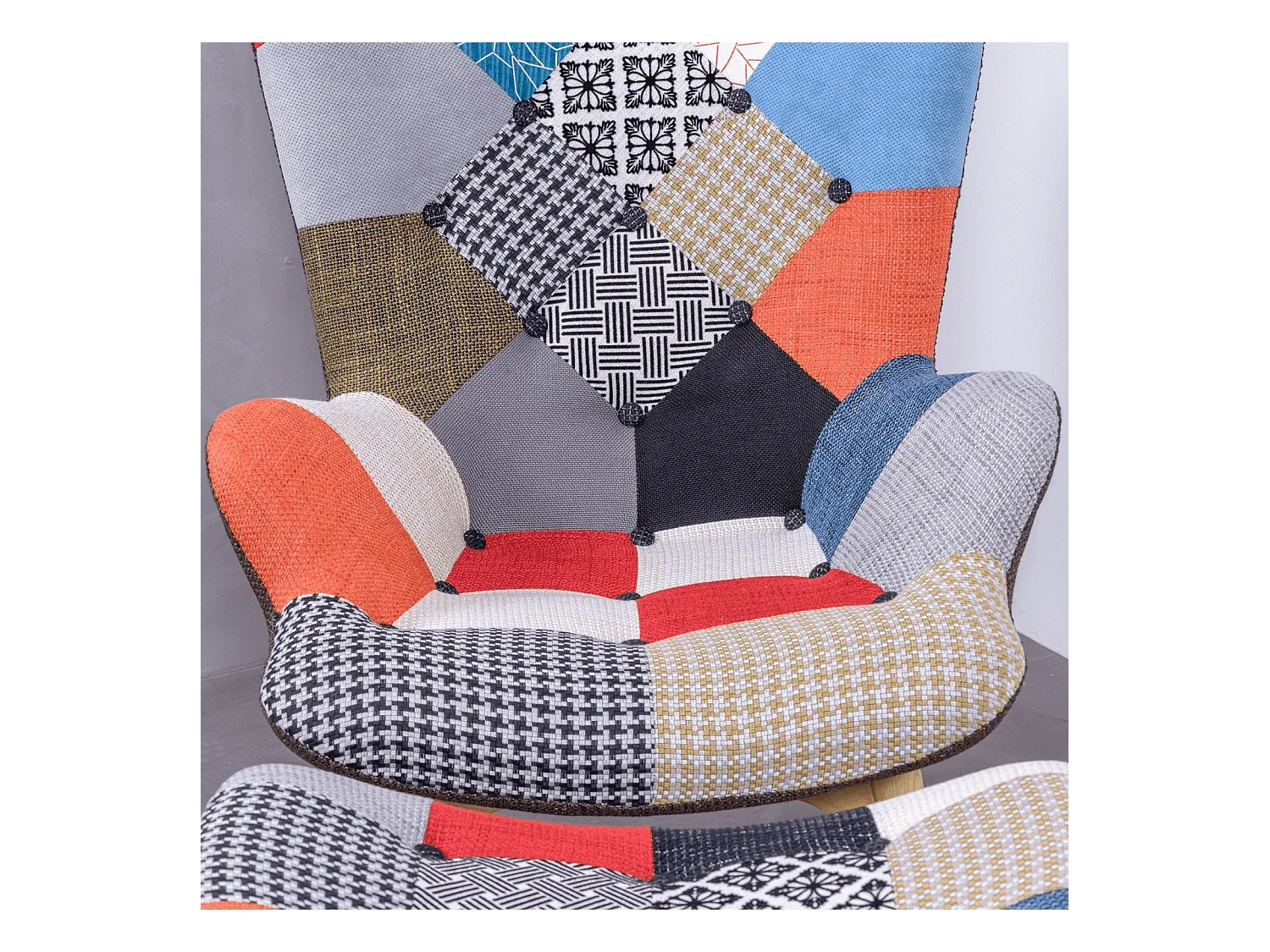 Klassischer Sessel mit Fußstütze mit Patchworkbezug - Featherston - Patchwork