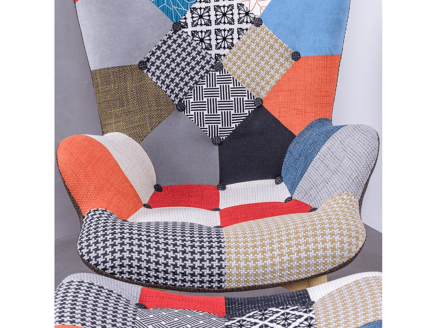 Klassieke fauteuil met voetsteun bekleed met patchwork - Featherston - Lapwerk