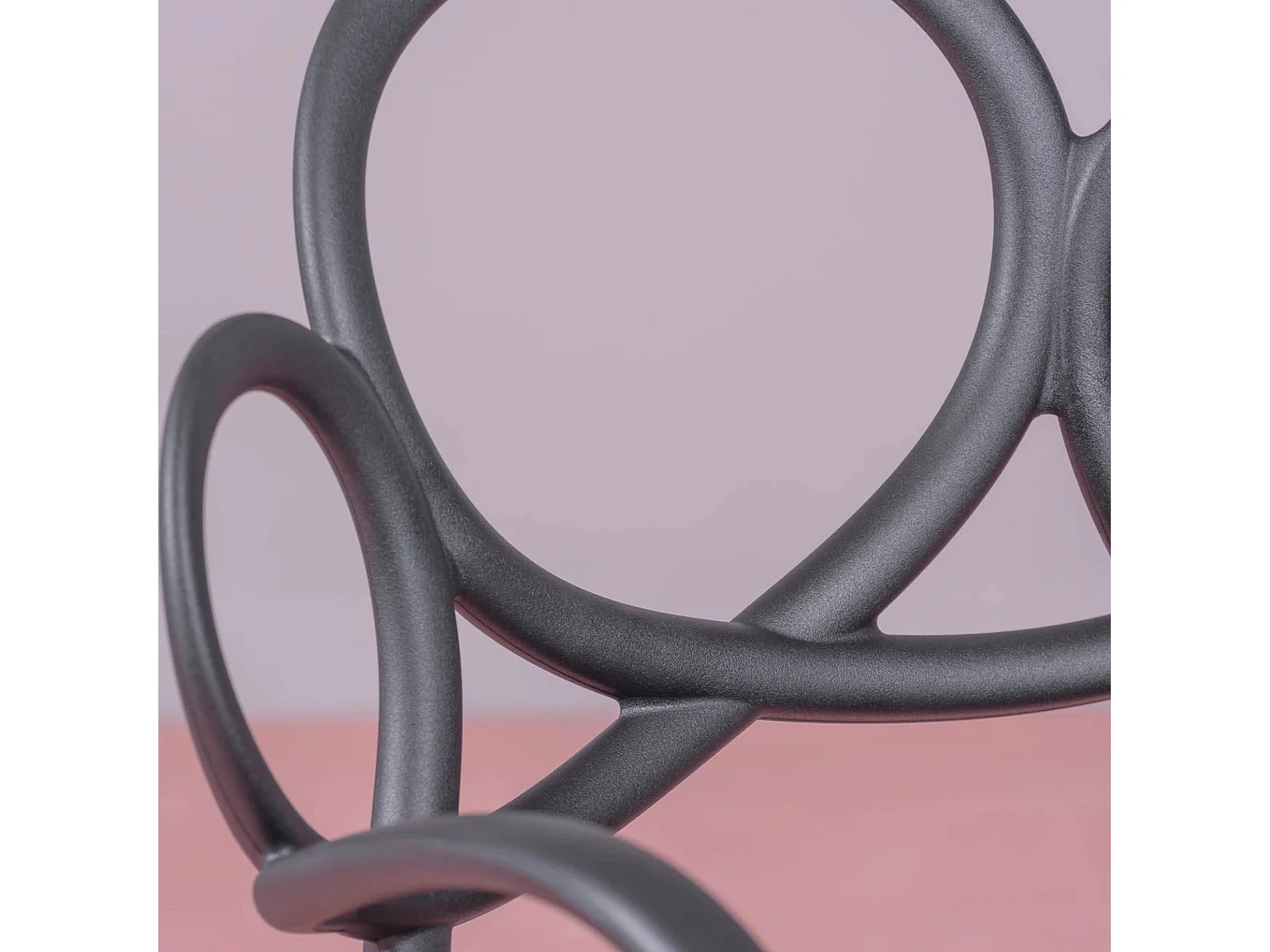 Design stoel met armleuningen geschikt voor buiten - Dream - Zwart