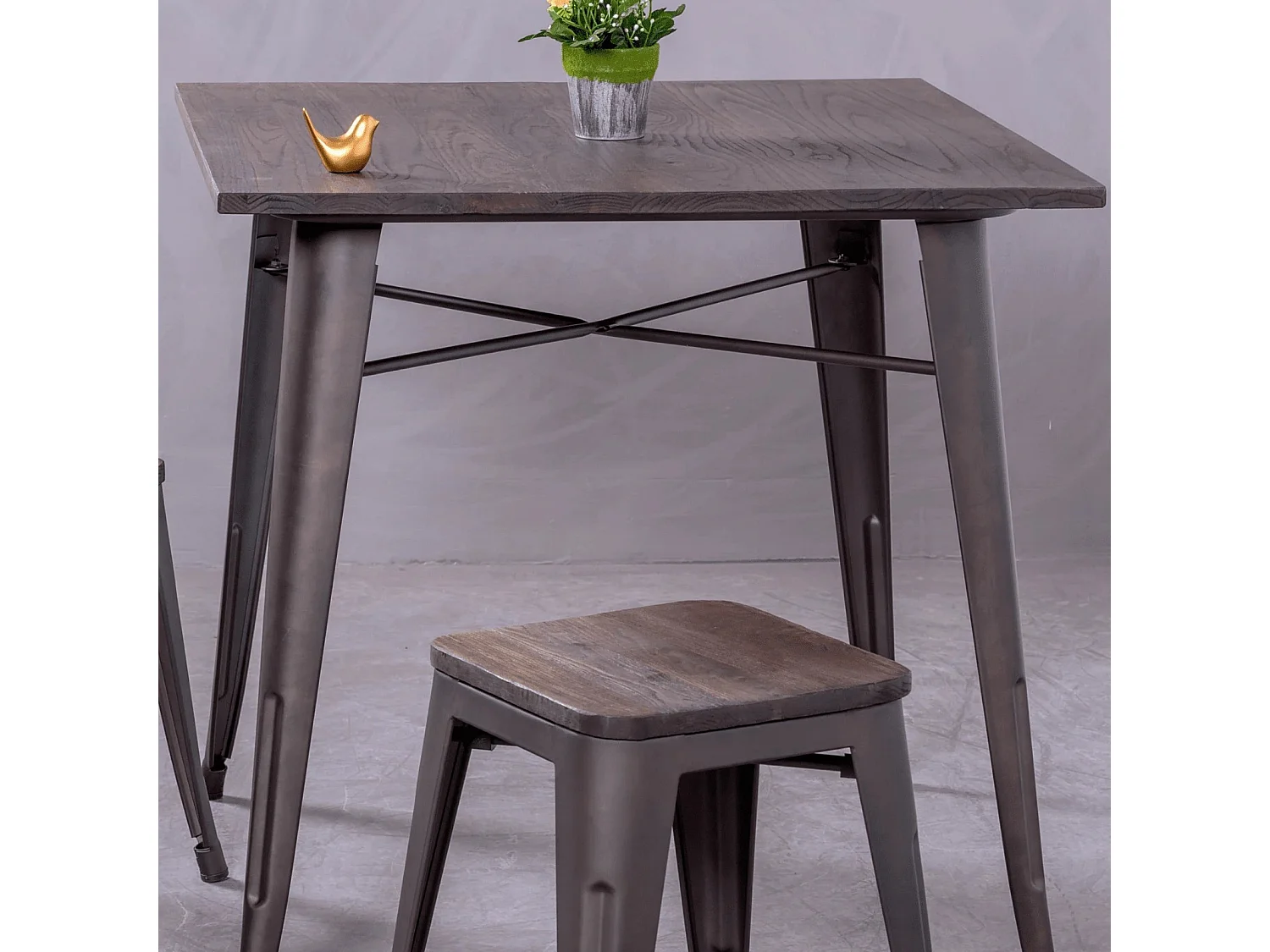 Table industrielle en acier vieilli et bois foncé - Bistro - Antique