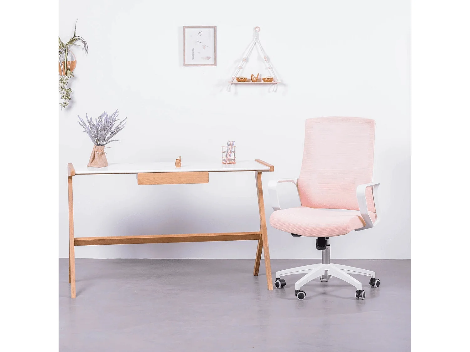 Ergonomischer Schreibtischstuhl mit Rollen und Armlehnen - Mesh - Rosa