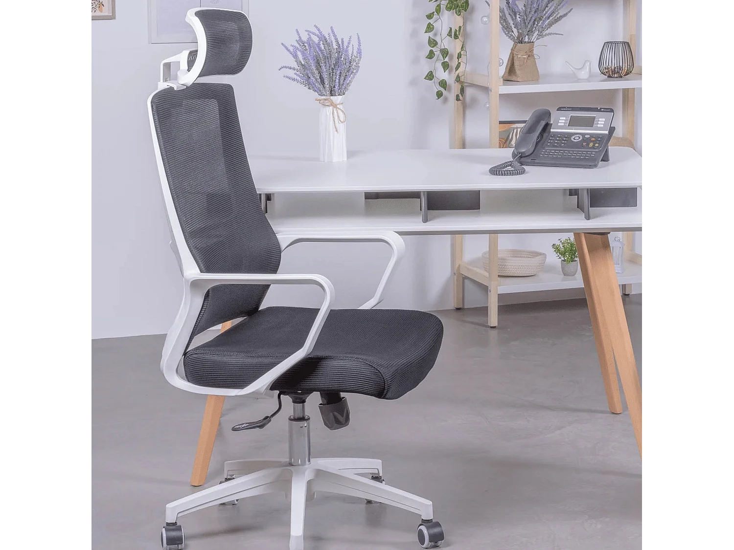 Silla de escritorio ergonómica en malla transpirable y reposacabezas ajustable - Mesh - Negro