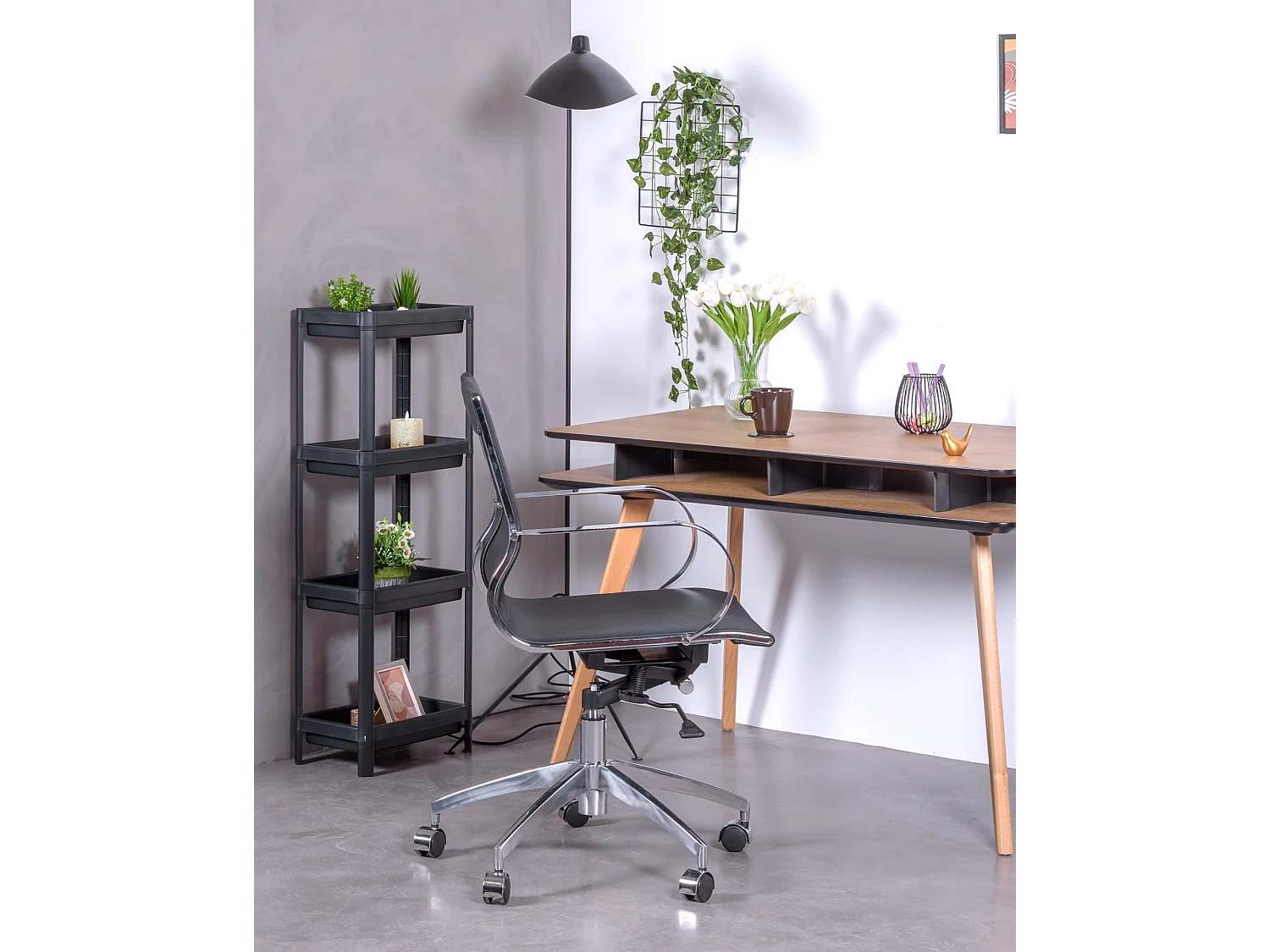 Chaise de bureau design économique tapissée en simili cuir - Detroit - Noir