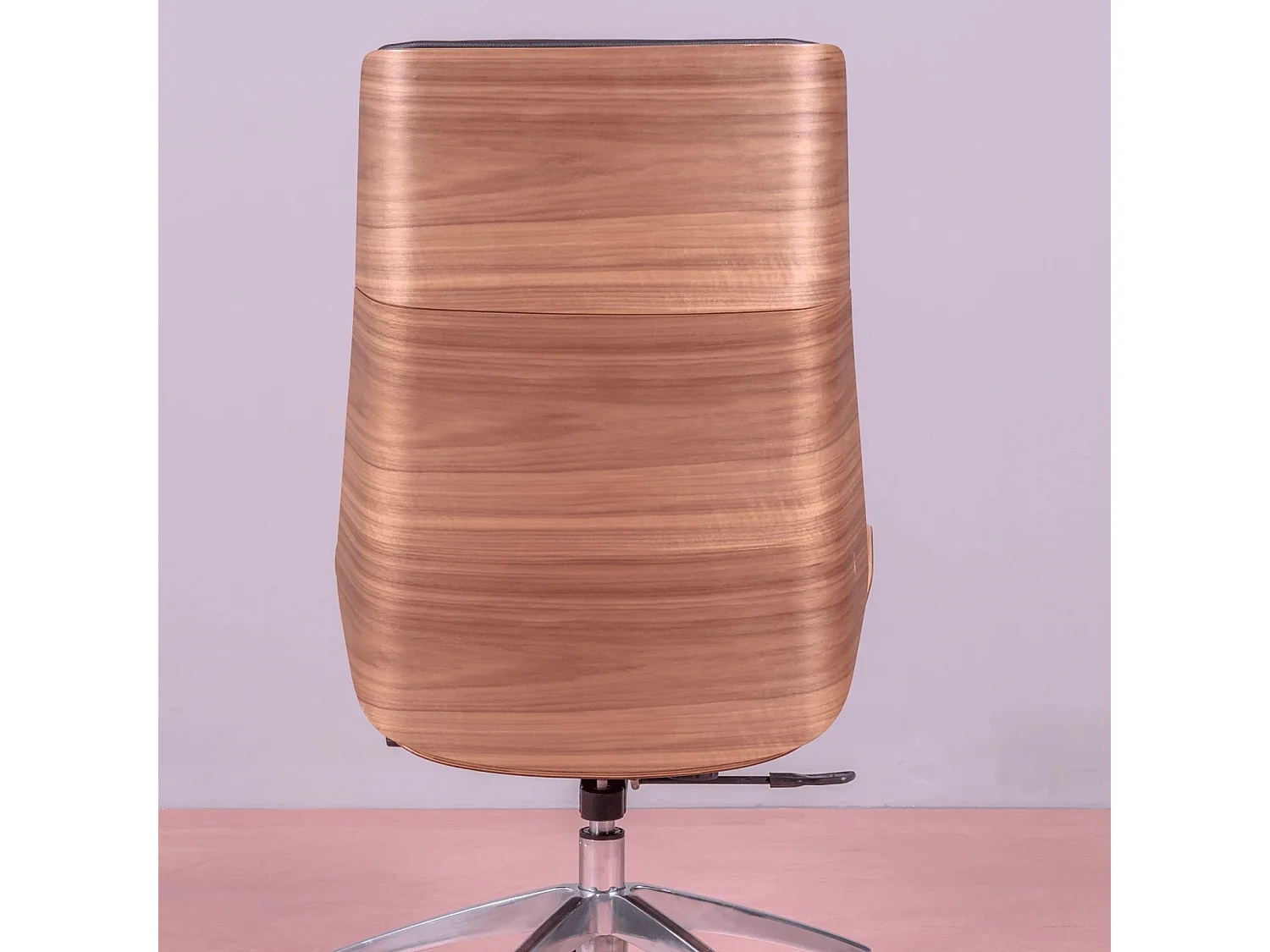 Bürostuhl aus Walnussholz und gepolstert mit italienischem - Nordic H - Schwarz