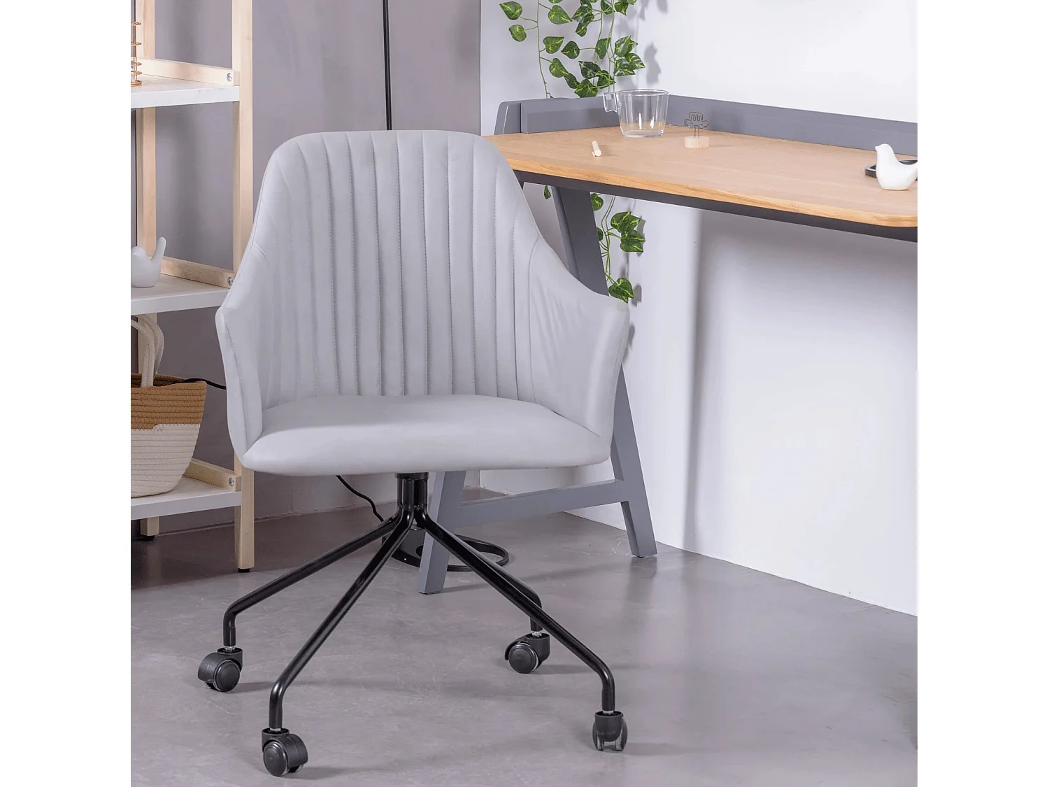 Chaise de bureau rembourrée en tissu vintage - Skyline - Gris clair