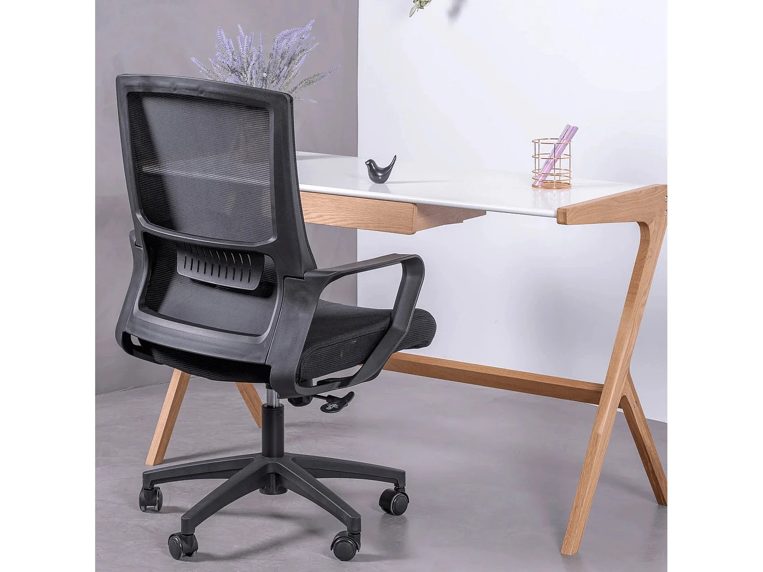 Verstelbare ergonomische bureaustoel van ademend mesh met zwarte afwerking - Mesh - Zwart