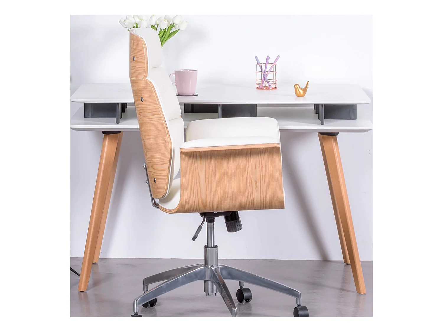 Chaise de bureau pour cadres en bois d'érable clair et tapissée en simili cuir - Nordic S - Blanc