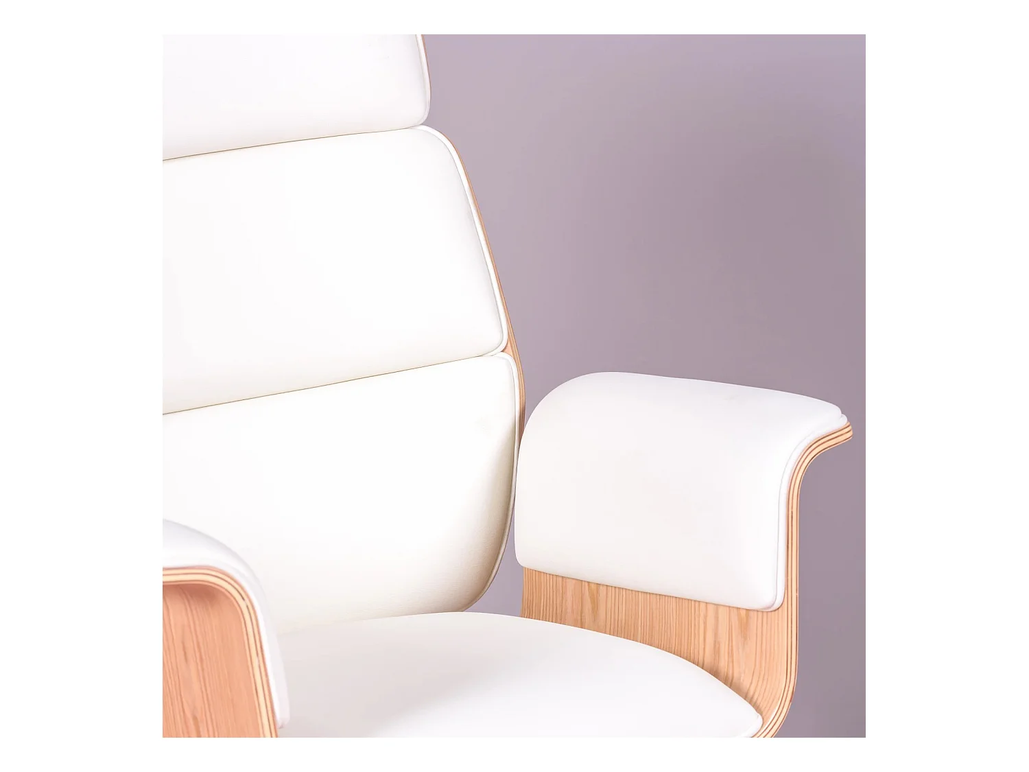 Chaise de bureau pour cadres en bois d'érable clair et tapissée en simili cuir - Nordic S - Blanc