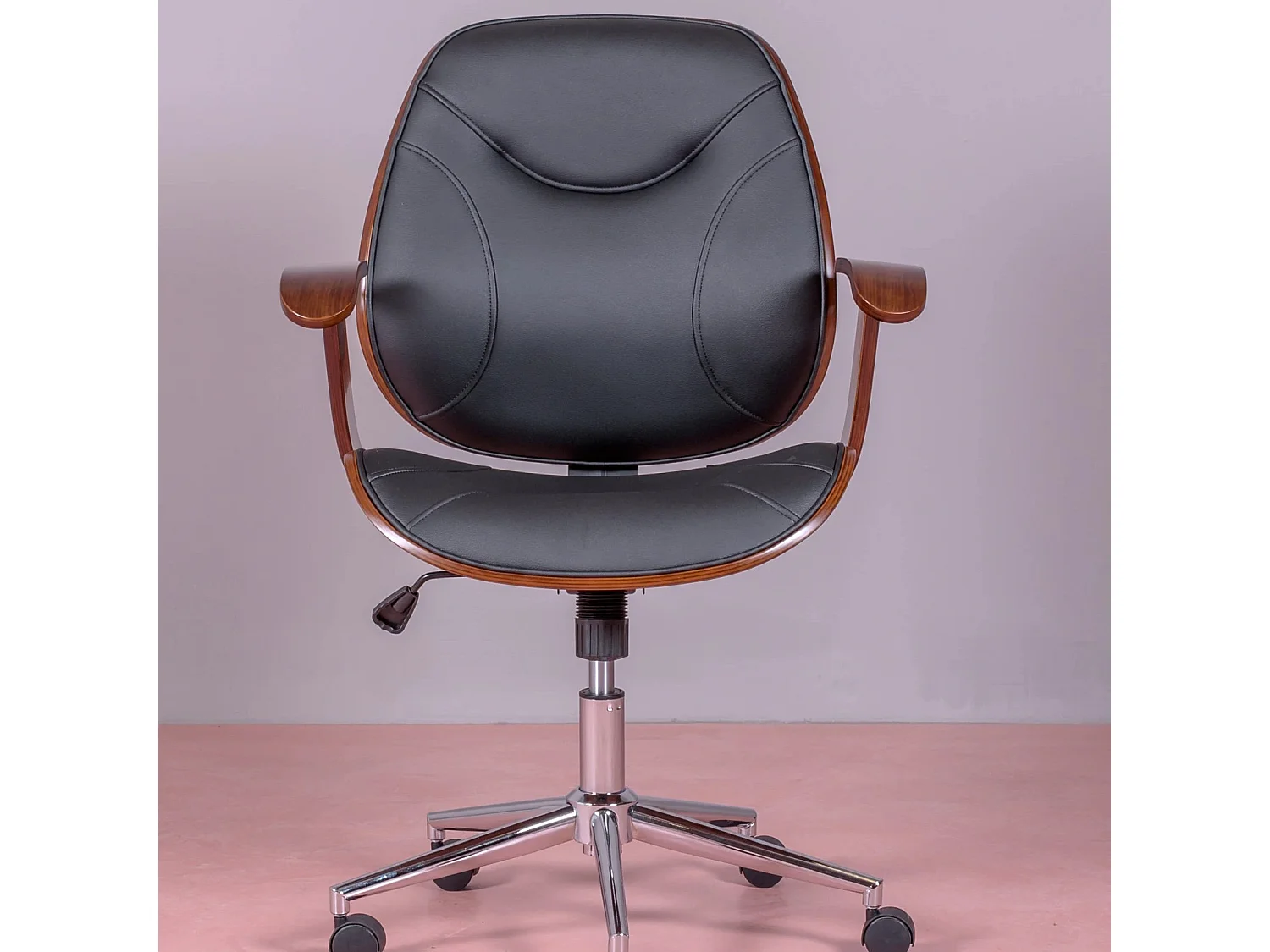 Chaise de bureau design en bois de noyer foncé et recouverte de simili cuir - Nordic - Noir