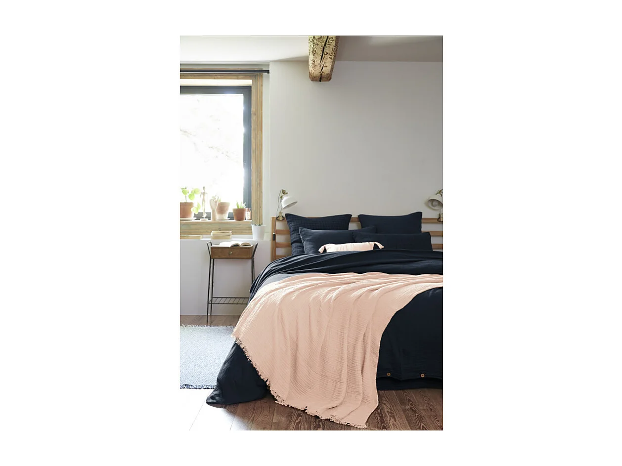 Plaid 130 x 160 cm en quadruple gaze de coton rose - PEPA 1