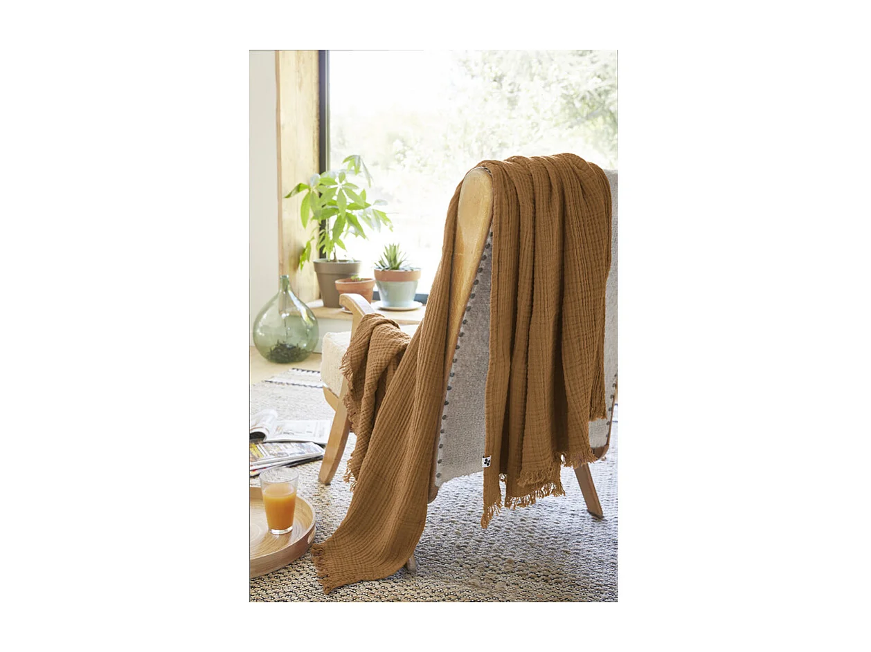 Plaid 130 x 160 cm en quadruple gaze de coton camel - PEPA 1
