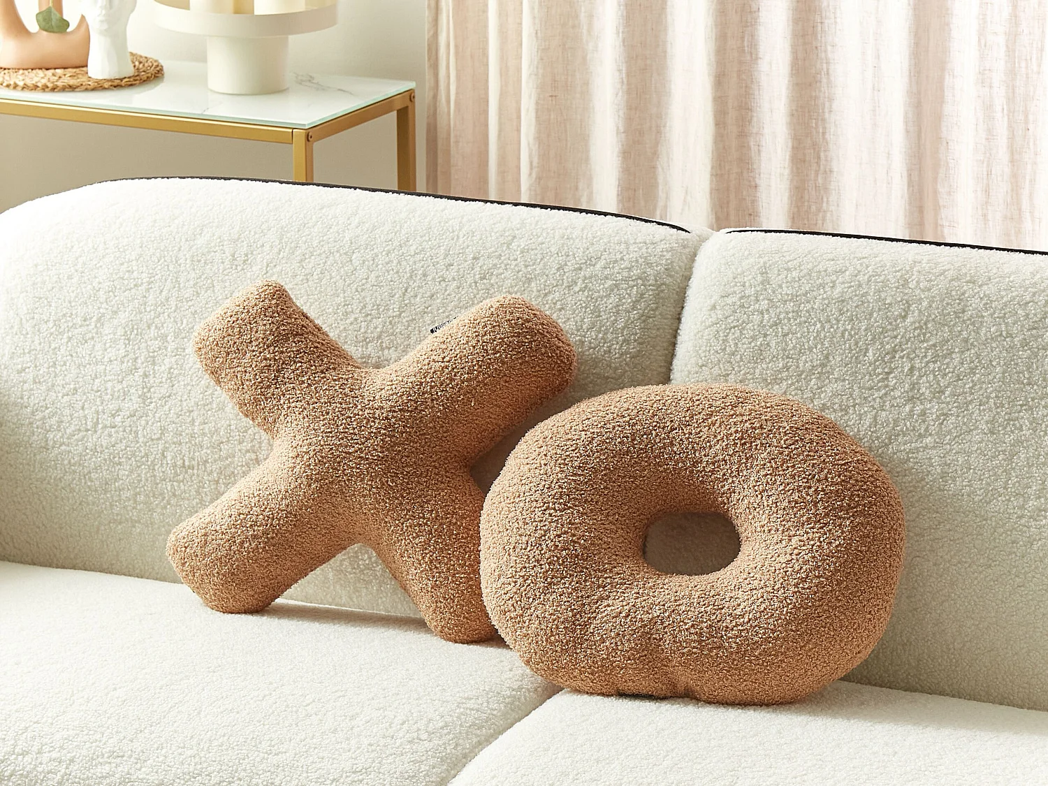 Set van 2 decoratieve kussens HESPERIS Bouclé Lichtbruin Effen