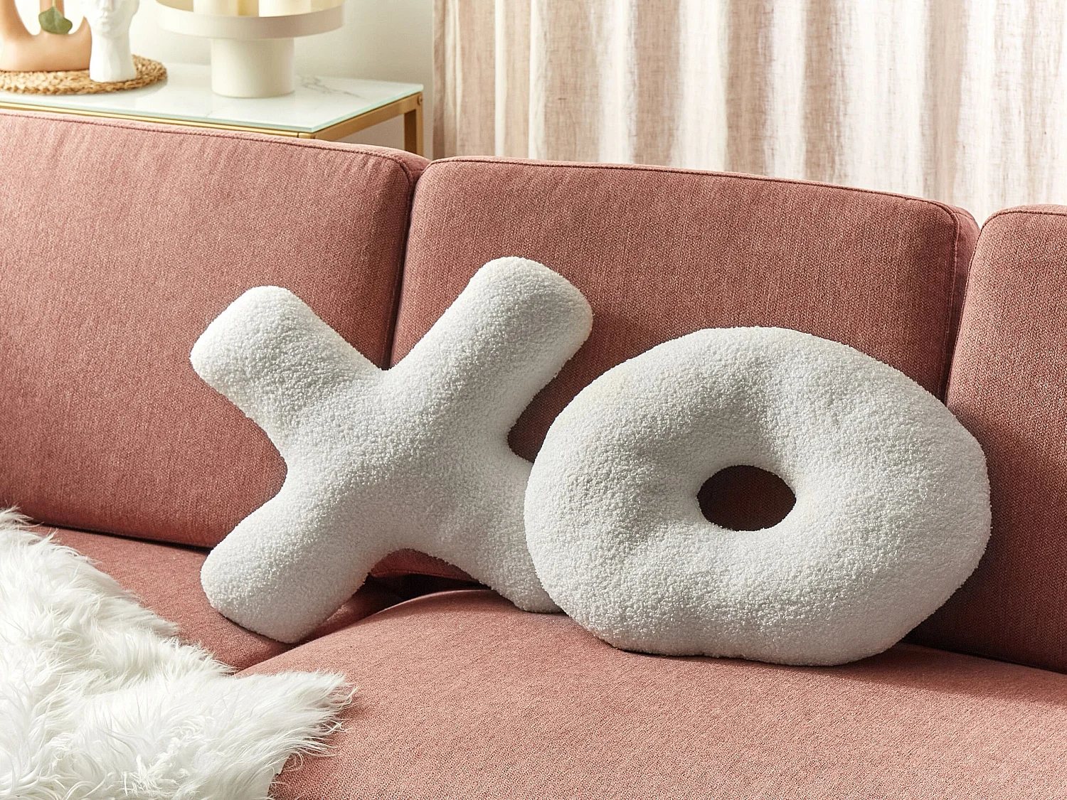 Lot de 2 coussins décoratifs HESPERIS Bouclé Blanc cassé Unicolore