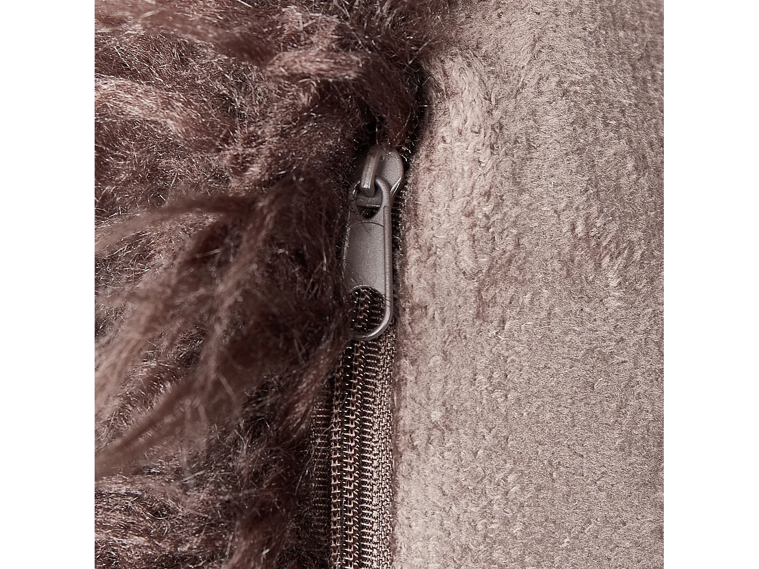 Conjunto de 2 almofadas decorativas COROKIA Imitação de pele 45 x 45 cm Castanho Sólido