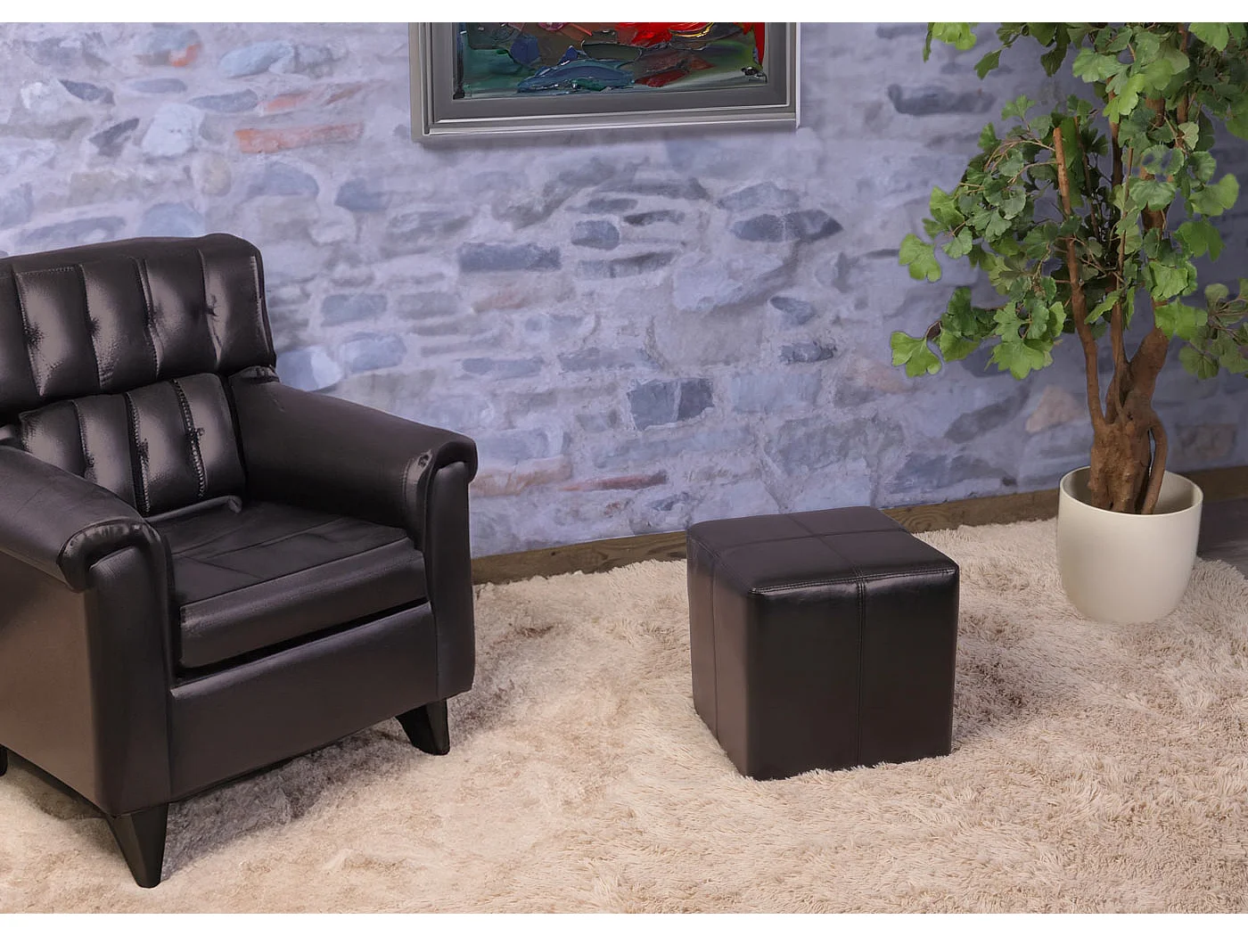 Hocker Carrara,  bruin