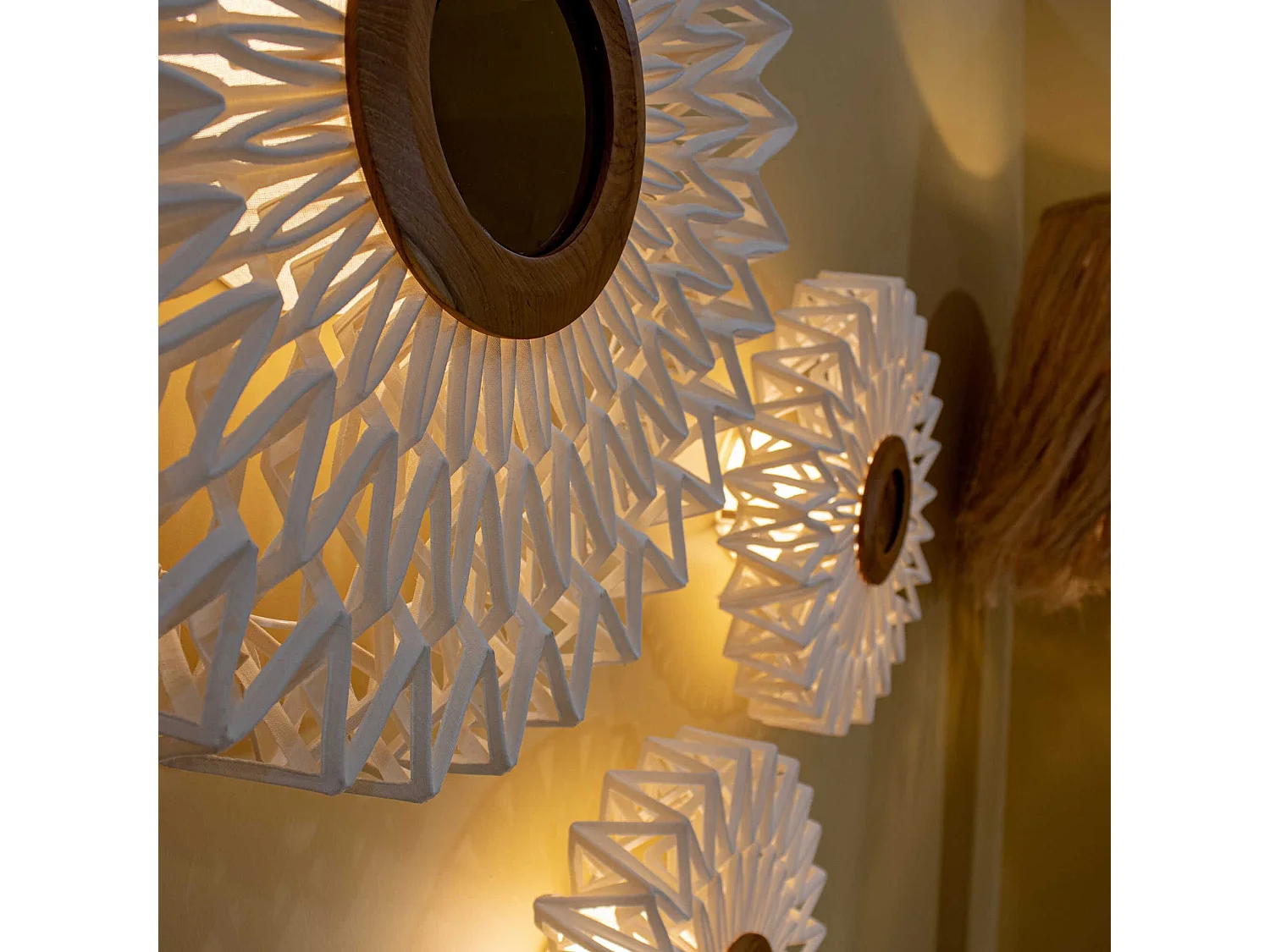 Now's Home - Applique En Lin Blanc Casse Miroir Au Milieu Dia40cm Matahari