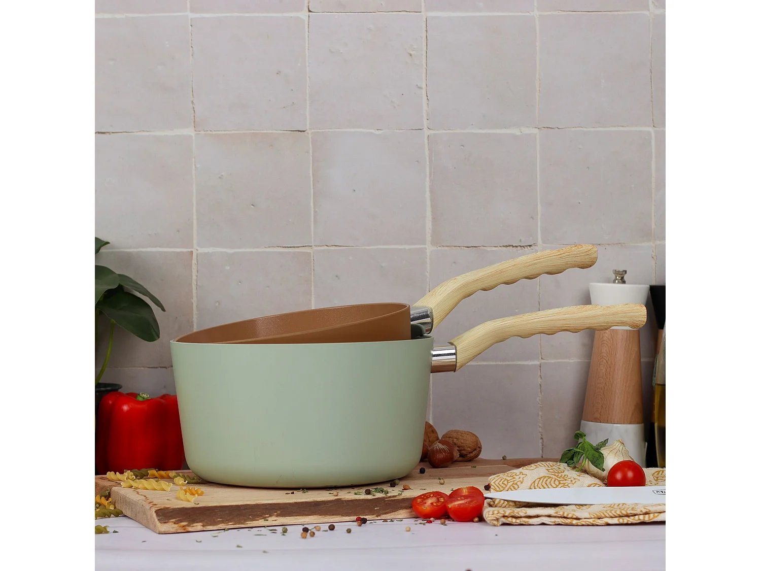 Menastyl - Casserole 20cm Colorama Celadon - En Aluminium - Revetement Antiadhesif En Ceramique