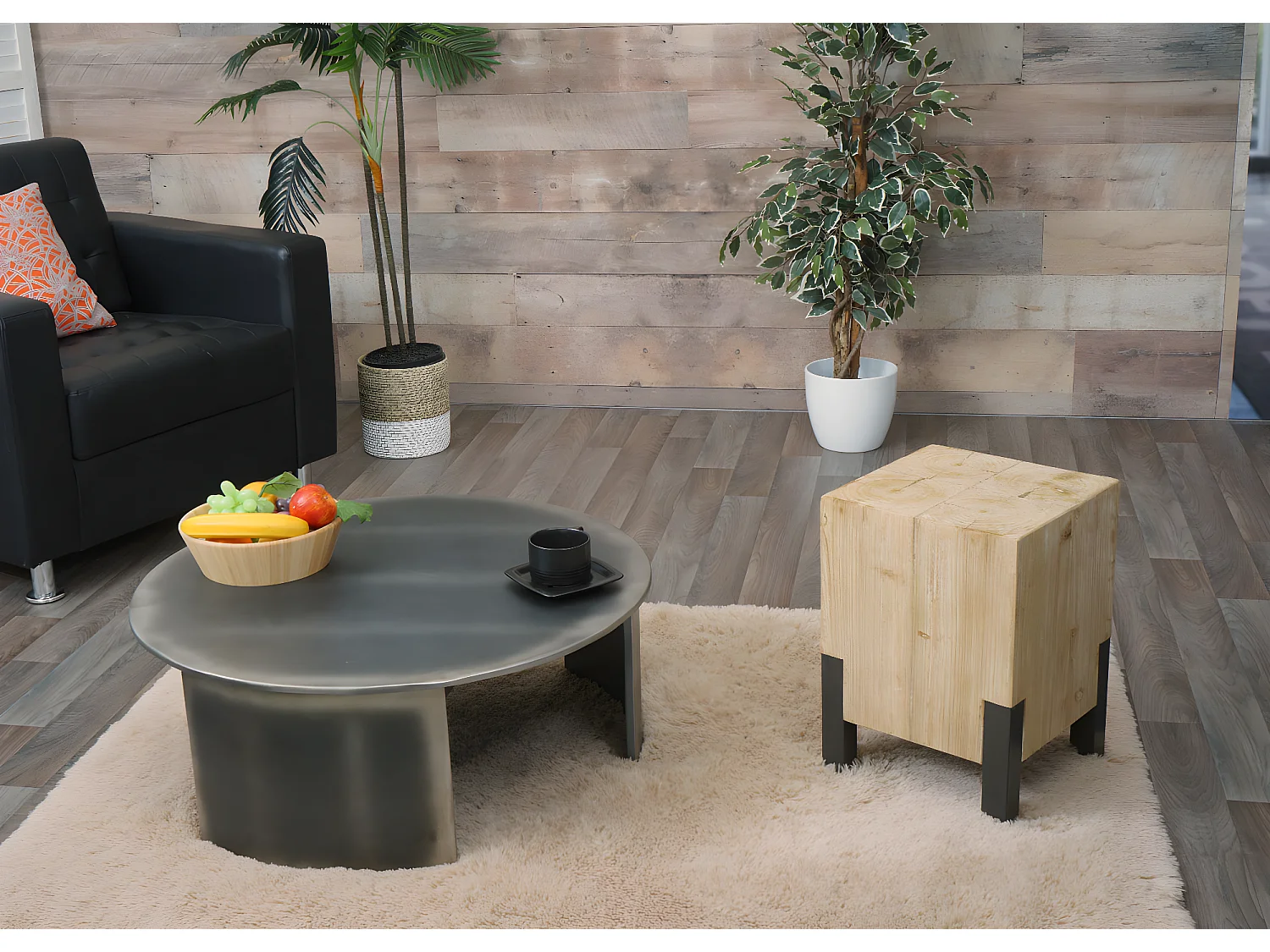 Taboret MCW-L76, stołek drewniany