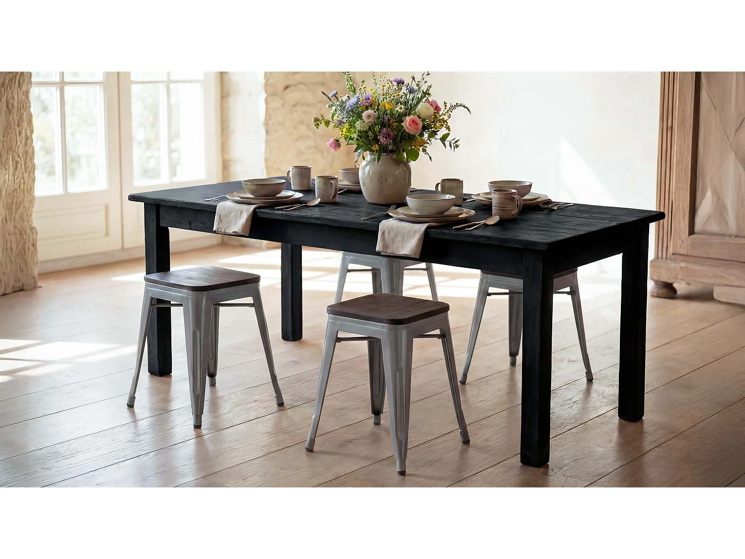 Taboret MCW-A73 (zestaw 4 szt.) z drewnianym siedziskiem,  szare