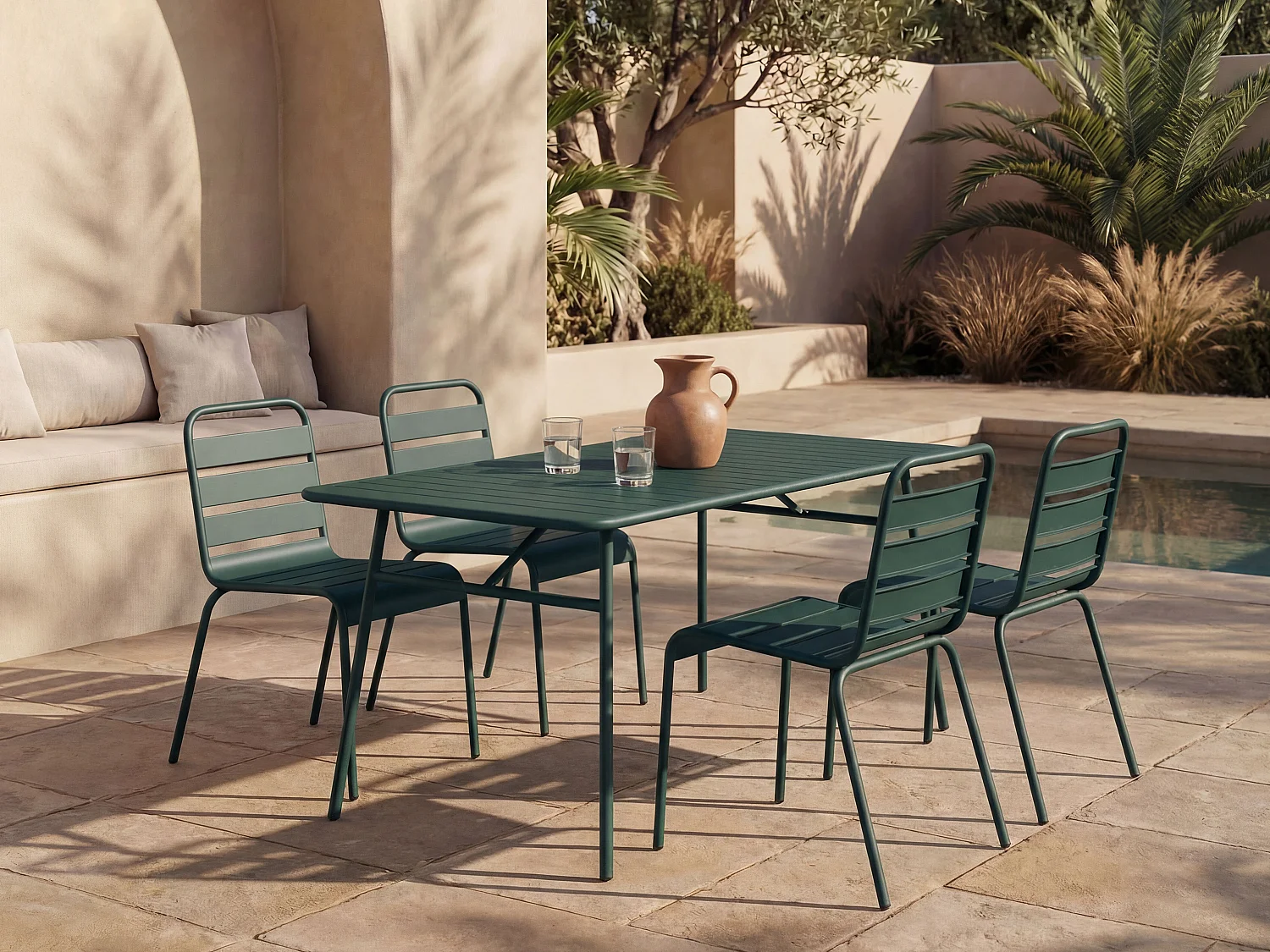 Salle à manger de jardin en métal - une table L.160 cm et 4 chaises empilables - Vert sapin - MIRMANDE de MYLIA
