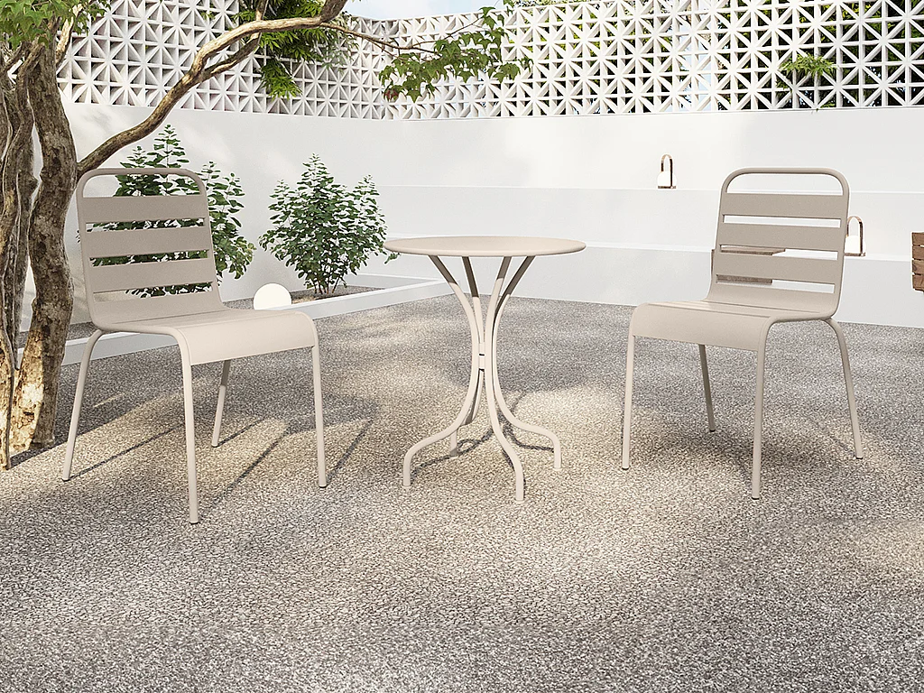 Conjunto de jantar de jardim metal, uma mesa D60 cm e 2 cadeiras empilháveis bege - MIRMANDE de MYLIA