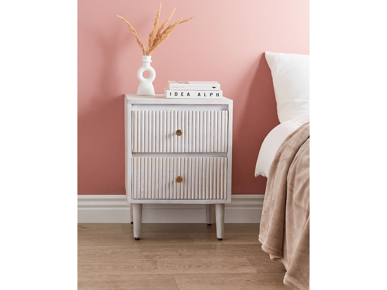 Nachtkastje mangohout wit MARIETTA