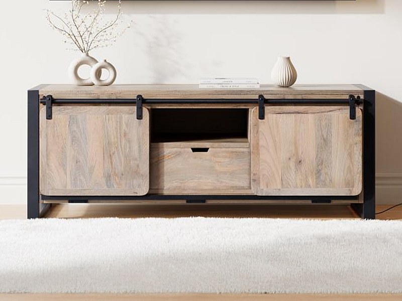 TV Board Industrial Style