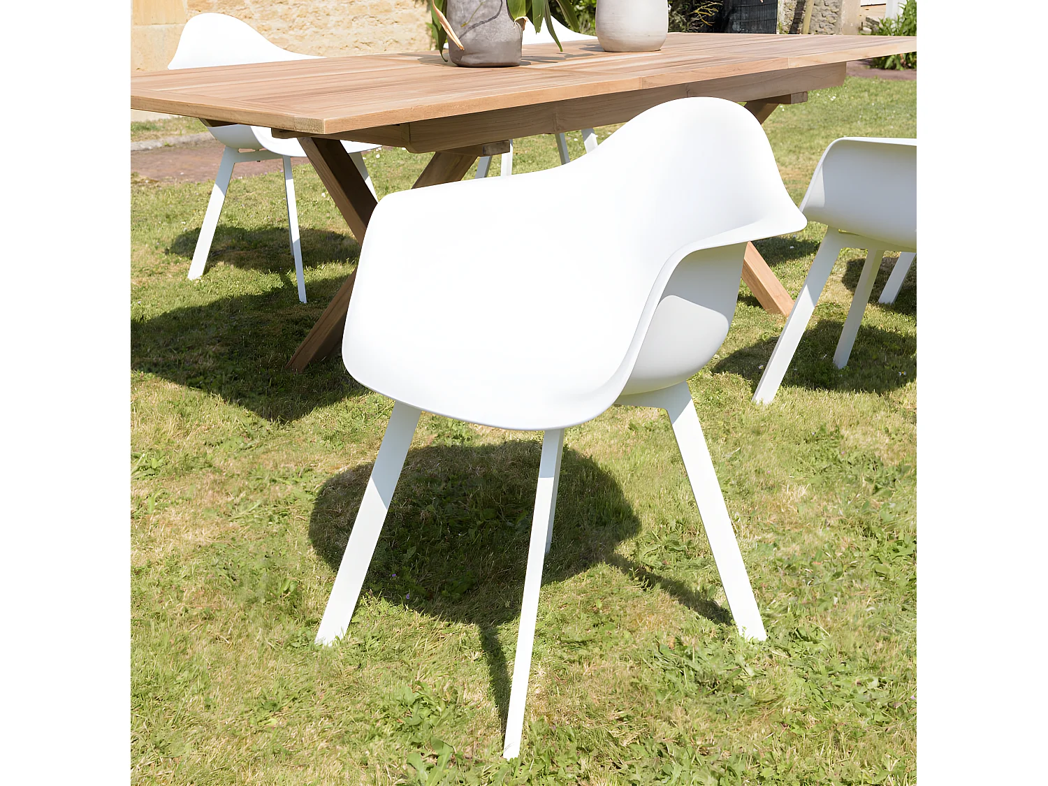MALO - Lot de 6 fauteuils blancs dossier arrondi