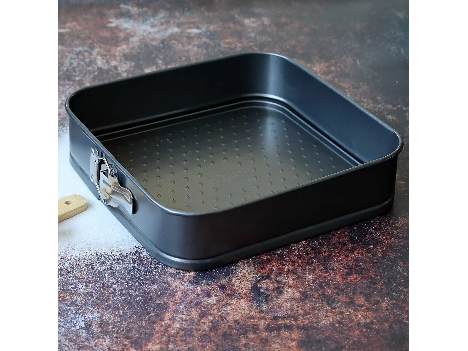 Menastyl - Moule A Charniere Carre Amandine 26x26cm