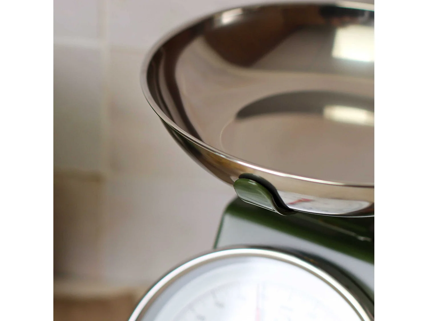 Ogo Living - Balance Mecanique En Acier Inoxydable Kaki 5kg Graduation 20g