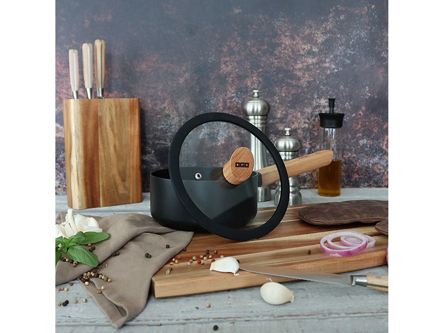 Ogo Living - Couvercle Ector 18cm En Verre Avec Poignee En Bois