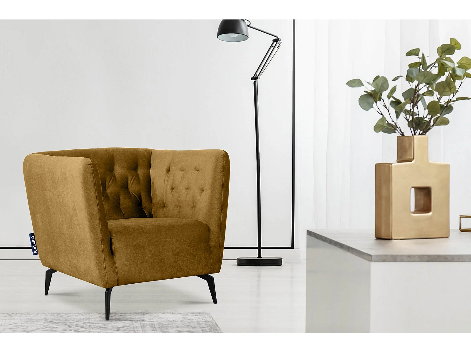 Gepolsterter Sessel mit Beinen - Honig - CORDI